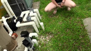 Street Blowjobs - Bald caucasian loves fucked by Izzy