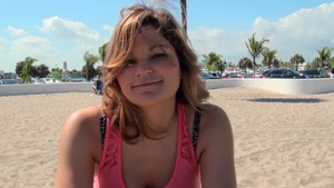 Street Blowjobs: Skinny inked latina brunette Kira blowjob cum