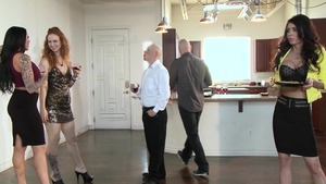 Hot & Mean - Jessica Jaymes among petite Jaclyn Taylor