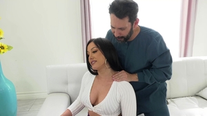 3rd Degree: Masturbating Public Fucks by the Beach