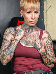Lady Kinky Cat avatar